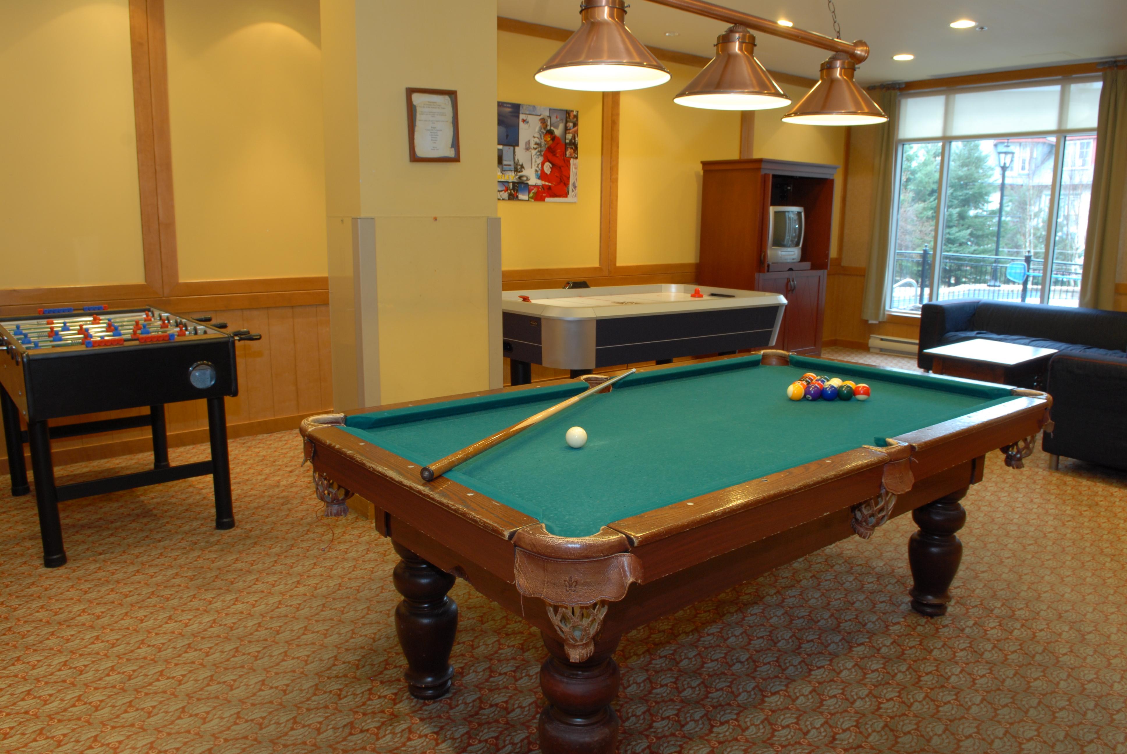 Sommet Des Neiges Hotel Mont-Tremblant Bagian luar foto