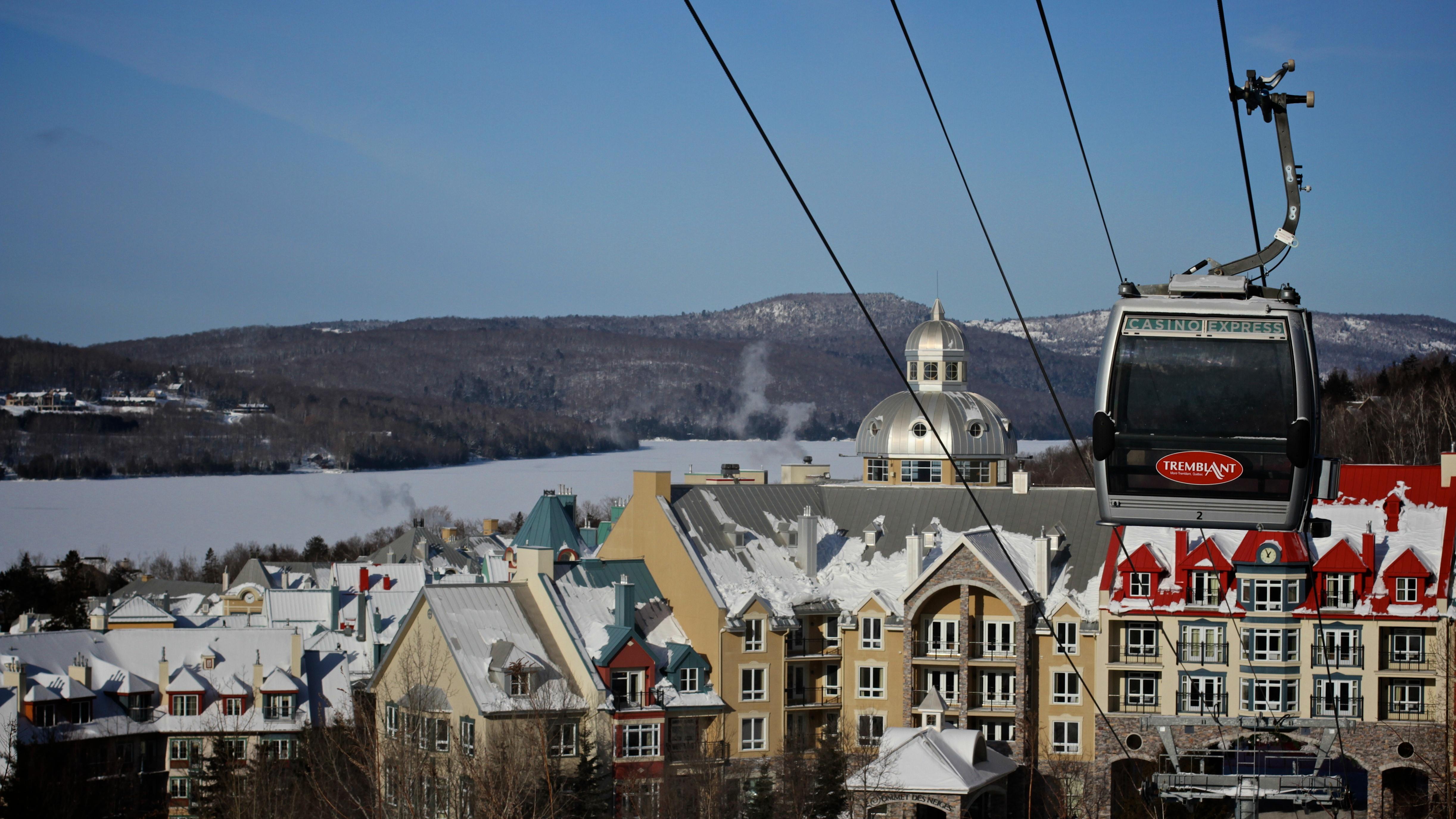 Sommet Des Neiges Hotel Mont-Tremblant Bagian luar foto